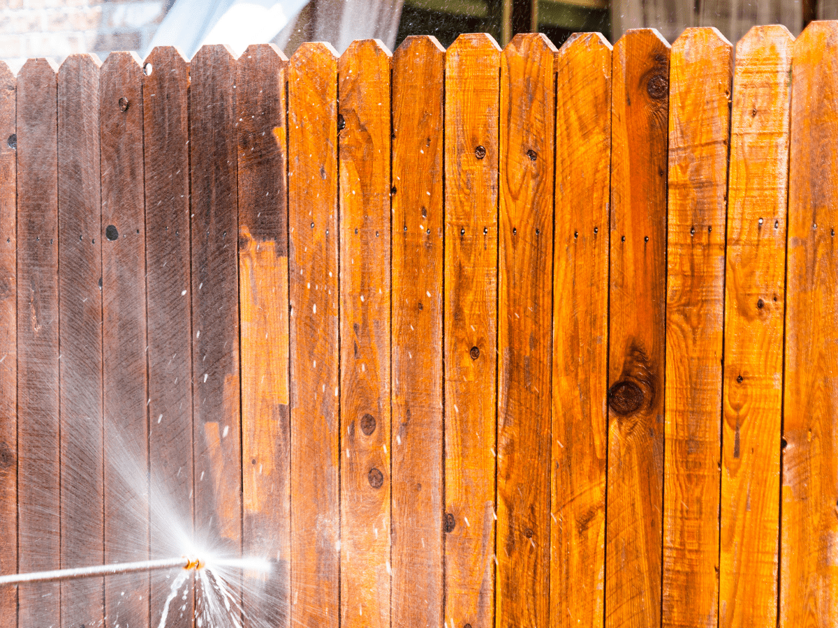 https://sonicbubbles.com/wp-content/uploads/2024/07/fence-cleaning.png